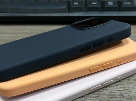 延津苹果14维修站分享iPhone14手机壳能直接给iPhone15用吗?